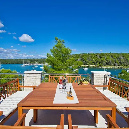 Avemar Semesterbostad