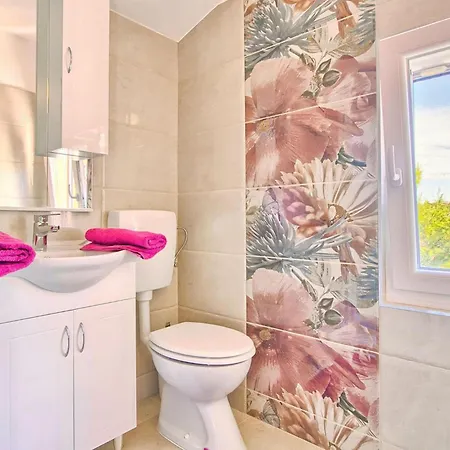 Hébergement de vacances Avemar