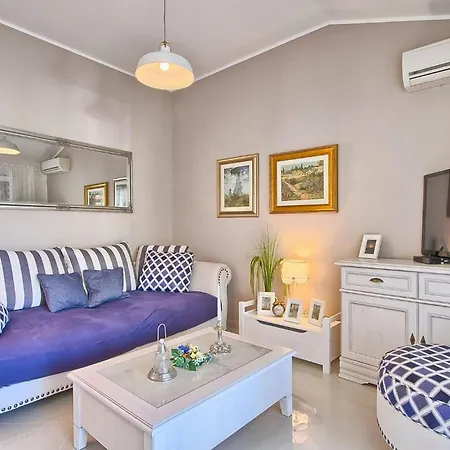 Holiday home Avemar *