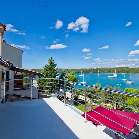 Дом отдыха Avemar *