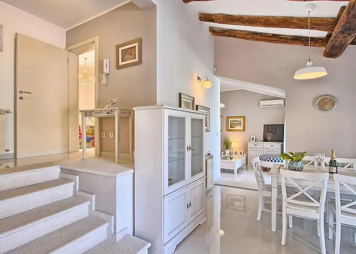 Feriehus Avemar Pula